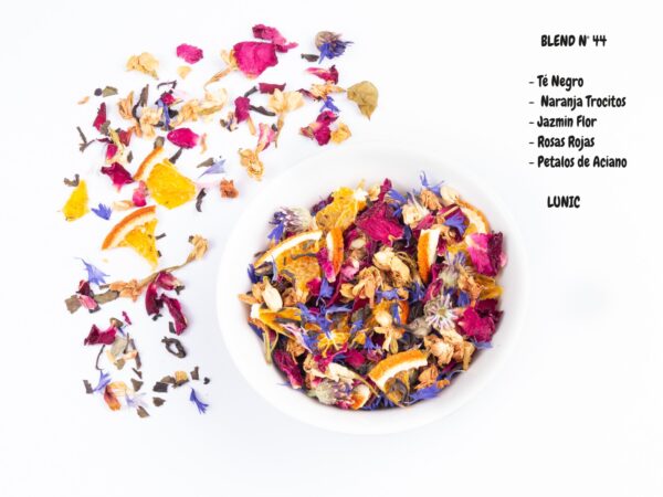 Blend Nº 44 - Te negro, naranja, jazmin, rosas y flores de anciano